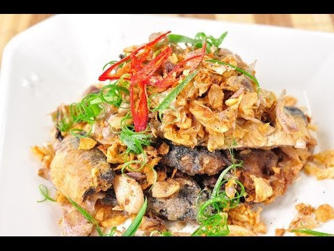 Pepper Fish with Garlic (Pepper Pla) (Thailand)